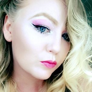 Meet your Posher, Cierra